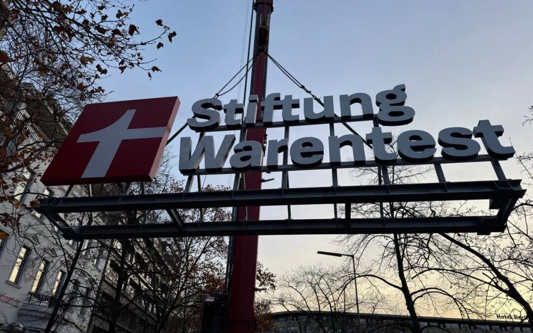 Stiftung Warentest – Neue Dachwerbeanlage in Berlin